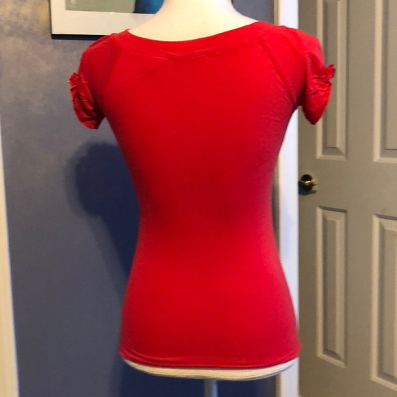 GUC Guess red T-shirt w/ruffled bib - Picture 3 of 4